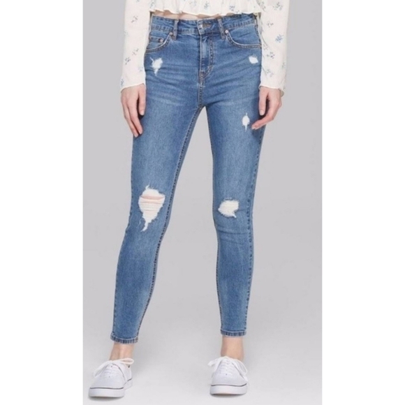 Wild Fable Highest Rise Skinny Jeans Medium wash Size 2 - Picture 1 of 8